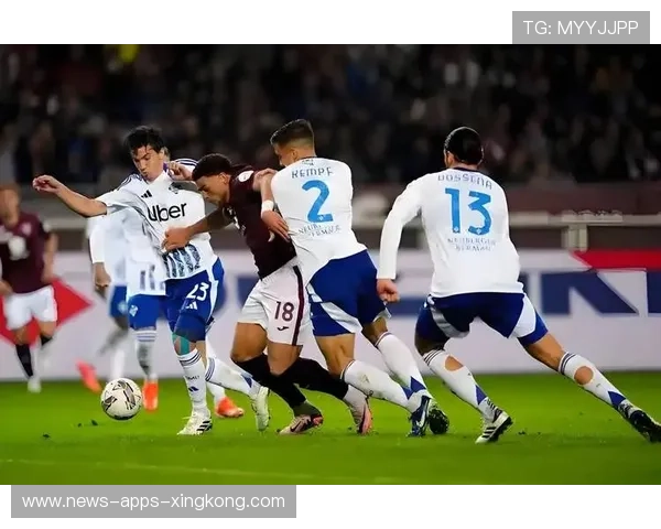 佛罗伦萨冲击意甲巅峰:引进速度飞人,强力补强进攻体系 佛罗伦萨冲击意甲巅峰:引进速度飞人,强力补强进攻体系